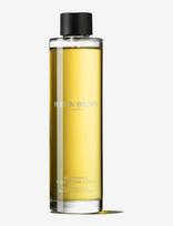 Molton Brown - Mesmerising Oudh Accord & Gold Aroma Reeds Refill - Kvapų difuzorius - Nude