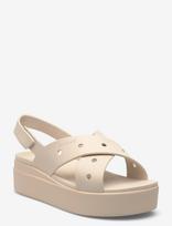 Crocs - Brooklyn 4U Cross Strap Sandal - Platforminės basutės - Smėlio