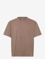 Levi's® - Boxy Ss Tee Postgrunge Fungi G - Marškinėliai trumpomis rankovėmis - Ruda