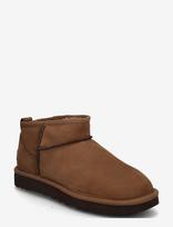 UGG - W Classic Ultra Mini Nubuck - Aulinukai plokščiu kulnu - Ruda