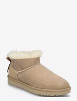 UGG - W Ultra Mini Bailey Bow - Aulinukai plokščiu kulnu - Smėlio