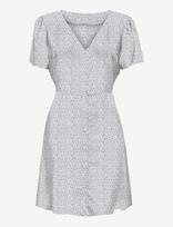 ONLY Carmakoma - Carevida S/S Dress Wvn Noos - Iki kelių ir midi suknelės - Balta