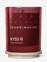 Skandinavisk - Kyss Scented Candle 65G - Kvapni žvakė - Burgundiška splava
