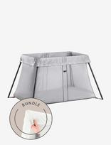 BabyBjörn - Babybjörn Travel Cot Light, Silver + Fitted Sheet - Kelioninė lova - Sidabro