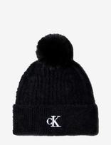 Calvin Klein - Fuz﻿zy Rib Pompom Beanie - Kepurė - Juoda