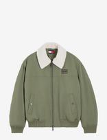 Tommy Jeans - Tjm Flag Aviator Jacket - Bomberio striukė - Chaki spalva