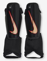 Nike - Nike Charge Kids Football Shinguards - Sportinės blauzdų apsaugos ir rankovės - Juoda