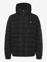 Lyle & Scott - Hooded Quilted Jacket - Paminkštinta striukė - Juoda