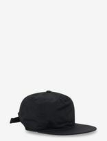 Lyle & Scott - Crinkle Nylon Cap - Kepurė - Juoda