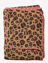 Au Maison - Quilt Ethnic, Leopard-Sand, 140X220 Cm - Antklodė ir užtiesalas - Smėlio