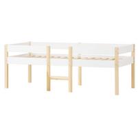 Vaikiška paaukštinta lova 90x200 cm iš pušies masyvo, su apsauginiu borteliu ir kopėtėlėmis, balta/ąžuolo