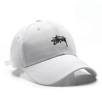 Stussy individualizuota raidžių siuvinėjimo beisbolo kepuraitė vyrams ir moterims balta