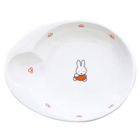 Dick Bruna Universalus dizainas Osanpo Mikrobangų krosnelė ir indaplovė Pagaminta Prekės numeris 218141  Miffy  Lengvai semiamas makaronų/kario lėkštė, didelė, 21cm, Serija, balta