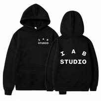Minimal-iab Men Hoodie IAB STUDIO Arc Logo Print, Simple Curved Letter Graphic, Sports Pullover Sweatshirt for Street Outfits M juoda