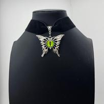 Gothic Dark Butterfly Velvet Choker Necklace - Fashionable Party Jewelry for Women žalia