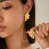 Punk Metal Style Ginkgo Biloba Gold Stud Earrings Women, Fashion Trendy Leaf Earrings Earrings black