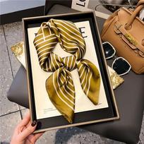 70*70cm Šilkinė skara Kvadratinė marginta skarelė Moteriška satininė kaklo plaukų juosta Minkštas kaklaskaris Skarelė EMA 70*70cm beige
