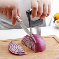 Stainless Steel Onion Cutter Holder Food Slicers Assistant Tomato Onion Slicer Holder Vegetables Cutting Fork Kitchen Gadgets A gray
