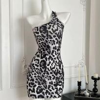 Private Collection: Spicy Girl Lace Ribbon Blouse & Leopard Print Dress Set - Spring/Summer 2026 Large gray