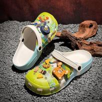 Cool Cartoon Graffiti Clogs – Unisex Couple Beach Sandals, Soft Sole Breathable Hollow Shoes 2-XXL white
