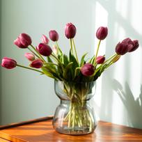 20 Dark Purple simulation Tulip feel latex fake bouquet suitable for home decoration, wedding table flowers, spring flower landscaping, vase flower white