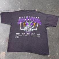 1990s Milwaukee Bucks Magic Johnson T’s NBA Graphic Tee | XL M gray