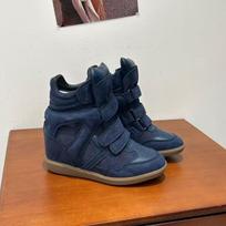 Moterims pleištuoti kulniukai masyvūs sportbačiai aukštu aulas platforminiai batai lipukai zomšos odiniai ankle boots rudeniui vaikščiojimui kasdieniai batai 7CM 42 black
