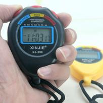 Daugiafunkcinis sportinis chronometras - Elektroninis laikmatis 389 geltona