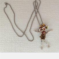 Handmade creative steampunk robot wooden finished necklace DIY keychain trendy play pendant clothing chain pendant Xiaowen necklace gray