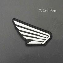 Motociklo Logotipas Siuvinėti Audinio Lipdukai Drabužių Skylės Lopas Siuvamas Decalas Honda CB400 MF31 CB650 FCBF CBR25ORR CRF SH3O0 NC75O Velcro style