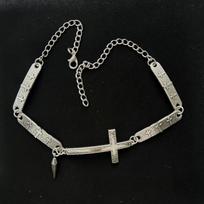 Xiaohongshu Irregular Cross Choker: Summer Silver Necklace for Women, Lightweight Luxury Clavicle Chain, Internet Celebrity Hot Item gray