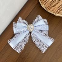Heart-shaped rhinestone lace bow hair clip, a fashionable and stylish party hair accessory for women gray