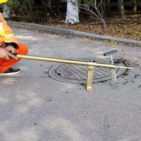 Gold-Plated T-Type Double-Hook Manhole Cover Lifter gray