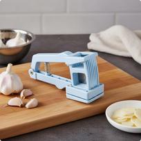 Garlic Slicer Even Slices Press Effortless Handheld Kitchen Mincer for Barbecue white