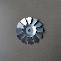 Vakuumo siurblio variklio aušinimo ratukas Metalinė medžiaga Ventiliatoriaus valytuvas Sparnuotė M5 Atvirkštinis 61MM 6MM Hole 61MM gray