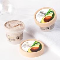 Šveičiamasis poras valantis ožragės taukmedžio sviesto kūno šveitiklis 100g beige