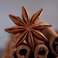 Žvaigždinis anyžius sveikas | Chakri Phool | Badhiyan Fool | Prieskonis Natūralus Aromatinis ir Ekologiškas – Aukščiausios Kokybės, Aromatingas ir Kvapnus 1 Kg