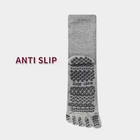 Mid Tube Yoga Socks Cotton Anti-Skid Floor Sock Sports Men's Five-Toe Socks  Indoor Pilates Sock pilka