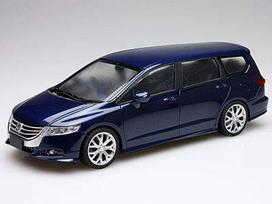 Fujimi Model Inch Up Series HONDA Odyssey Absolute Plastikinis modelis ID144 1/24 Nr.144 balta