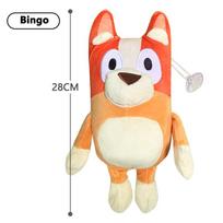 Bluey Bingo Anime figūrėlės Pliušiniai lėlių Animacijos aksesuarai Šuo Tėtis Banditė Ir Mama Chilli 28CM Šeimos minkšti žaislai Vaikų dovana 28cm beige