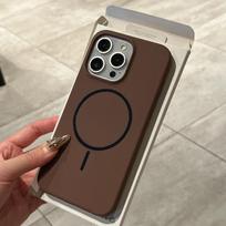 Luxury Liquid Silicone Case For iPhone 16E 16 15 14 Plus 13 12 Pro Max 11 for Magsafe Magnetic Wireless Charging Shockproof Capa For iPhone 14 Pro ruda