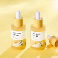 ROUND LAB Vita Niacinamide Dark Spot Serum 30ml Brightening Radiance and Uneven Skin Tone Care white