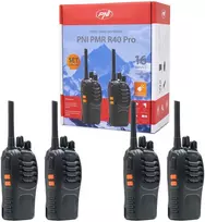 4 nešiojamų radijo stotelių rinkinys PNI PMR R40 PRO, komplekte yra baterijos, įkrovikliai ir ausinės