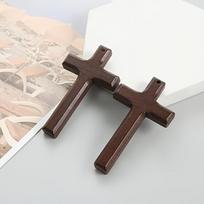 Medinis kryžiaus dekoras, cross with chain