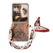 Retro spalvos dėklas telefonui Motorola Razr 50 60 Ultra Moto Razr Ultra 2025 Šalikai Apyrankė Apsauginis PC kietas galinis dangtelis For Razr 60 Ultra black