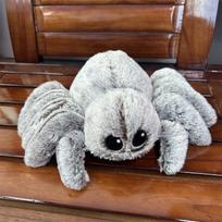 Mielas mažas voras Lukas minkštas pliušinis lėlinis žaislas Puiki dovana vaikams Mielas miegamojo dekoras Kolekcinė lėlė-žaislas 18cm gray