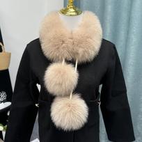 Real Fox Fur Collar And Pom Ball Fluffy Natural Fox Fur Scarf Luxury Winter For Down Jacket Hood Shawl Winter Coat Accessory Length 50cm white