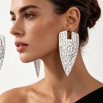 European and American style hammer pattern geometric pointed ear buckle texture sense gold high sense large earrings niche exaggerated accessories