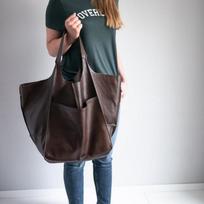 Vintažinis minkštas PU odinis krepšys moterims Naujas didelės talpos pečių krepšys Prabangios rankenos Krepšiai Sujungimas Hobo Bags Piniginė 28*28*40cm white