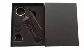 Boker Subaru raktų pakabukas alcantara oda dovana + dėžutė